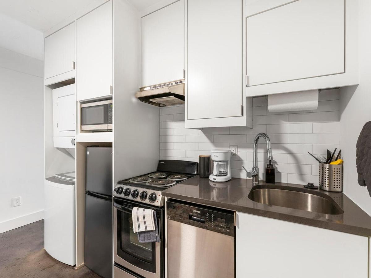 Comfortable Studio With Queen Bed, City Walkable! Atlanta Exterior photo