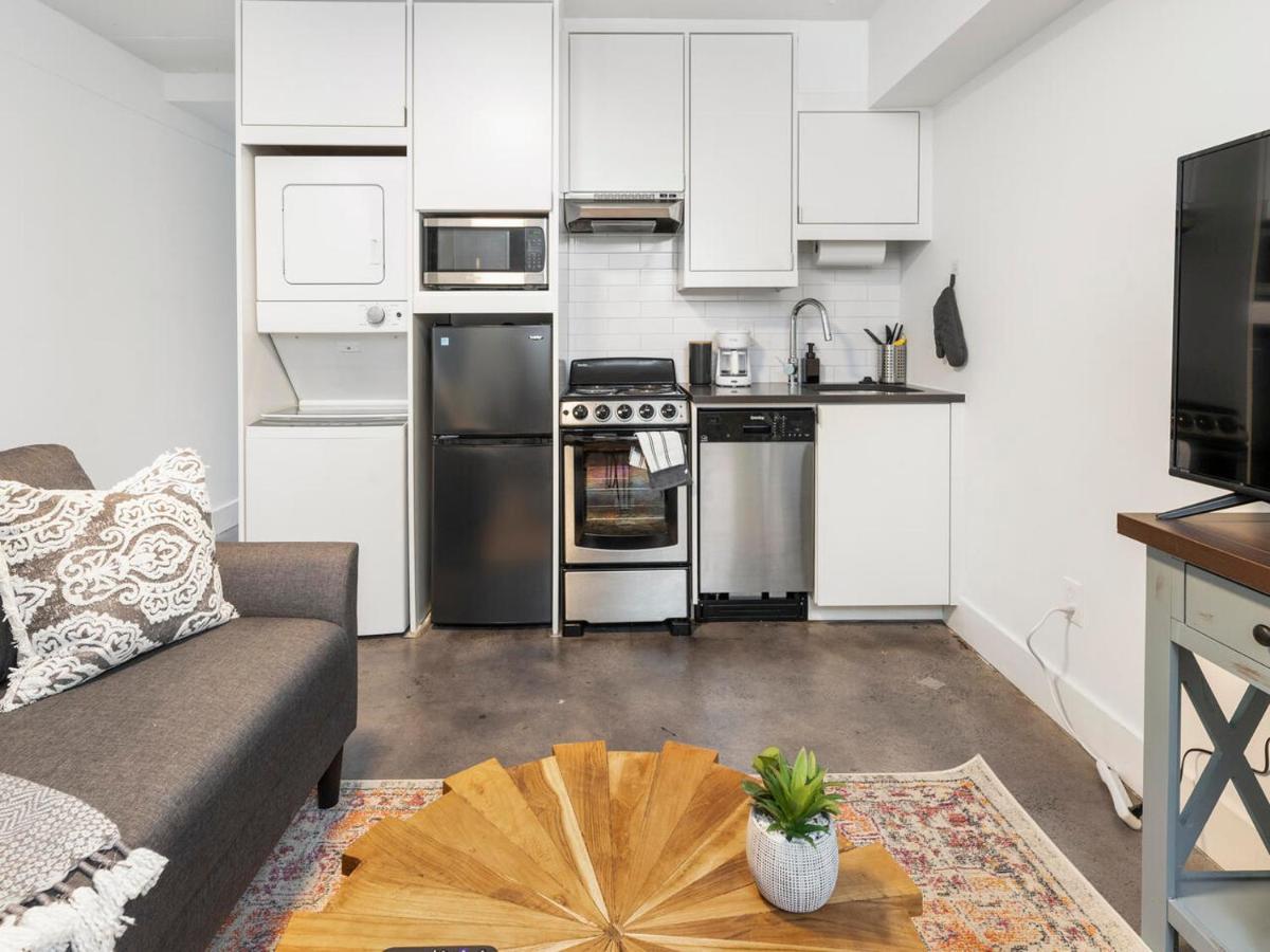 Comfortable Studio With Queen Bed, City Walkable! Atlanta Exterior photo